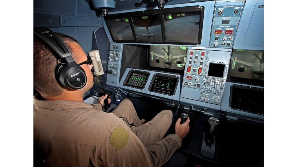 Panel de mandos del operario de la lanza