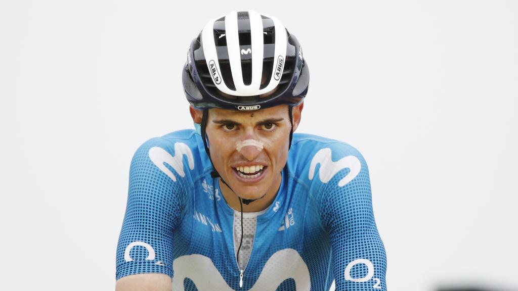 Enric Mas durante una etapa del Tour de Francia 2021