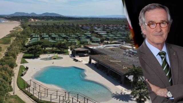 El ex alcalde de Barcelona Xavier Trias, junto al camping La Ballena Alegre que gestiona su familia.