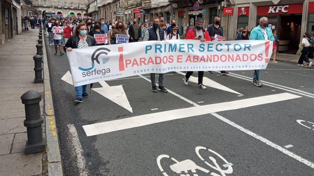 Manifestación del sector de las orquestas y verbenas de Galicia.