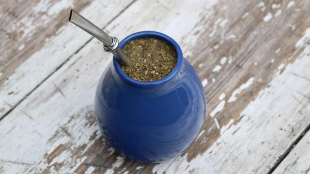 Una infusión de mate.