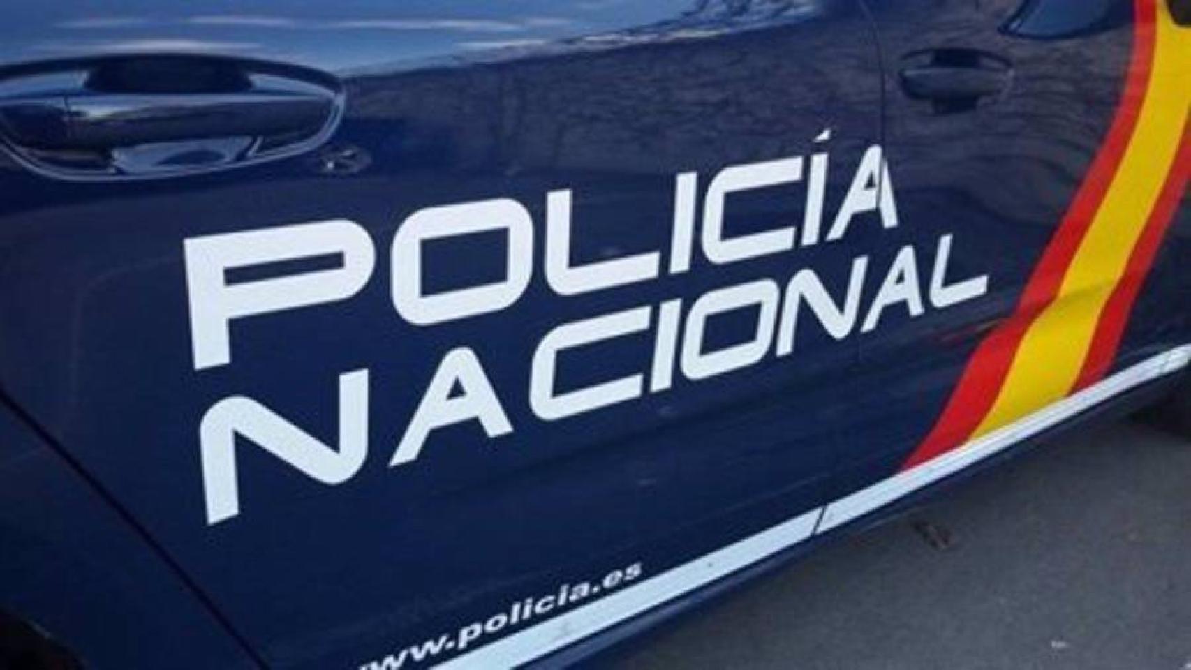 Una imagen de archivo de un coche de Policía Nacional.