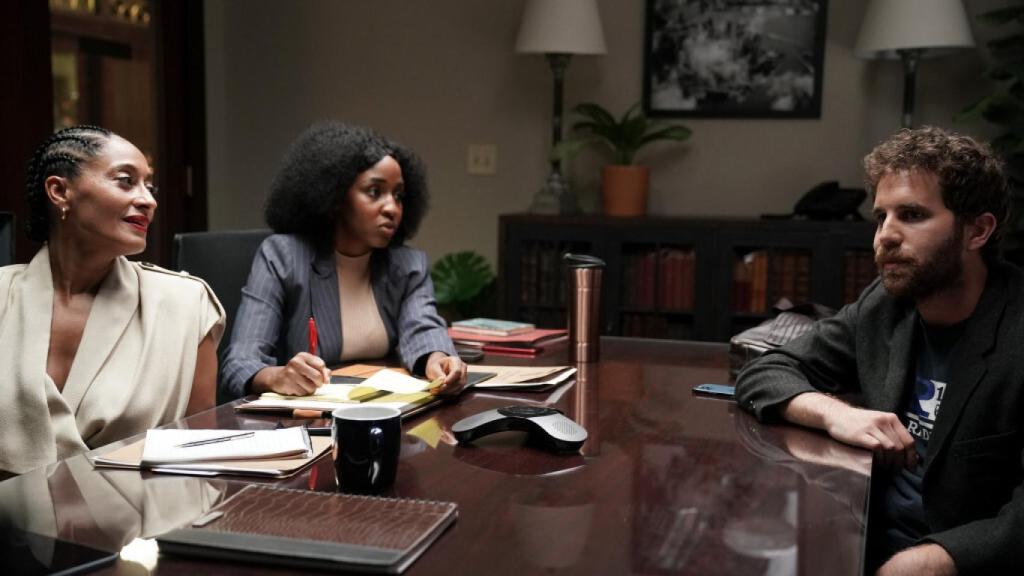 Tracee Ellis Ross, Ayo Edebiri y Ben Platt.