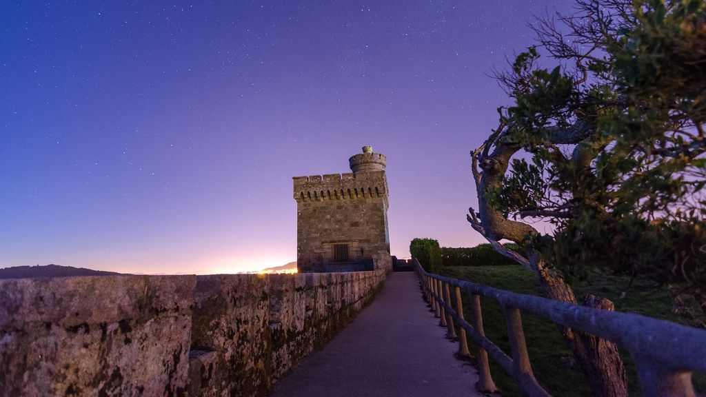 Una de las Torres de la Fortaleza de Monterreal