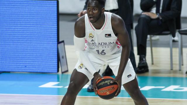 Usman Garuba durante un partido de esta temporada con el Real Madrid de baloncesto