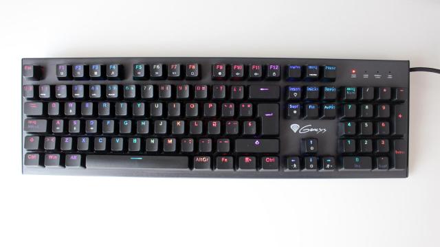 Genesis Thor 300 RGB, un teclado barato para jugar.