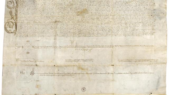 El pergamino con la firma de Fernando el Católico otorgando el título de ciudad a Alicante es una de las joyas del Archivo.