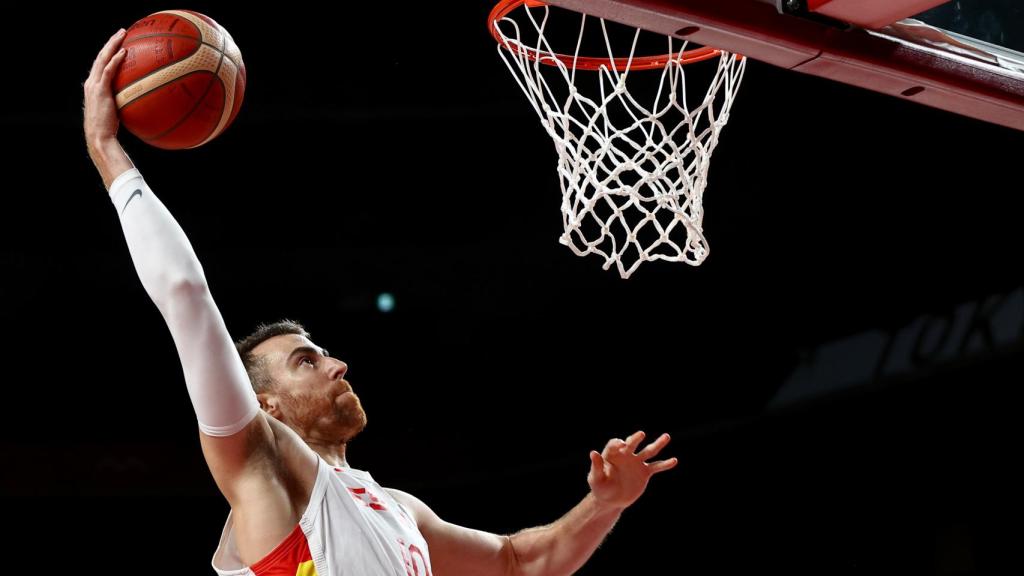 Canasta de Victor Claver, en el España - EEUU de los cuartos de Tokio 2020