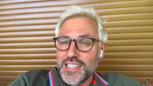 Santiago Cañizares en el último vídeo de su canal de YouTube.