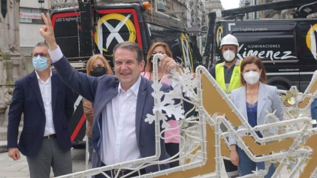 El alcalde de Vigo, Abel Caballero, en la presentación del inicio de los trabajos de instalación del alumbrado navideño.