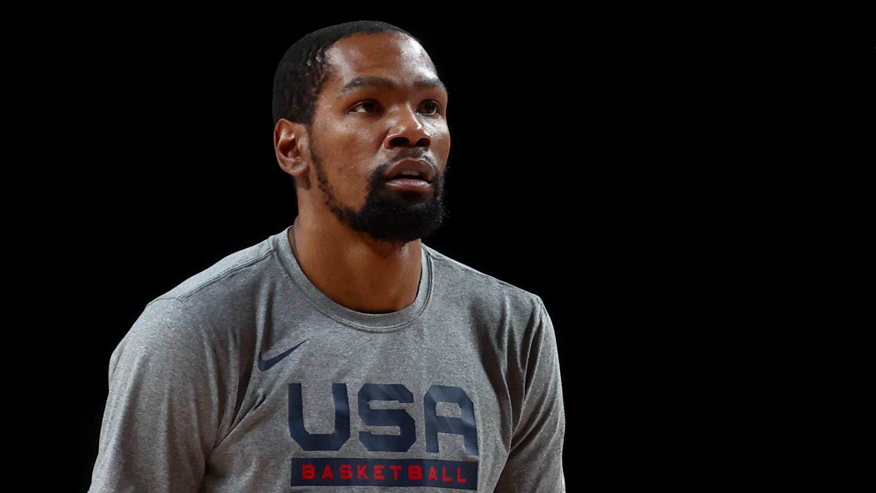 Kevin Durant antes de un partido con Estados Unidos en los Juegos Olímpicos de Tokio 2020