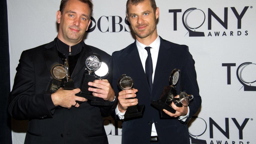 Trey Parker y Matt Stone en su noche triunfal en los Tony