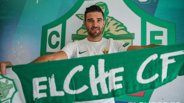 El club ilicitano ha confirmado este viernes el regreso a su plantilla de Antonio Barragán.