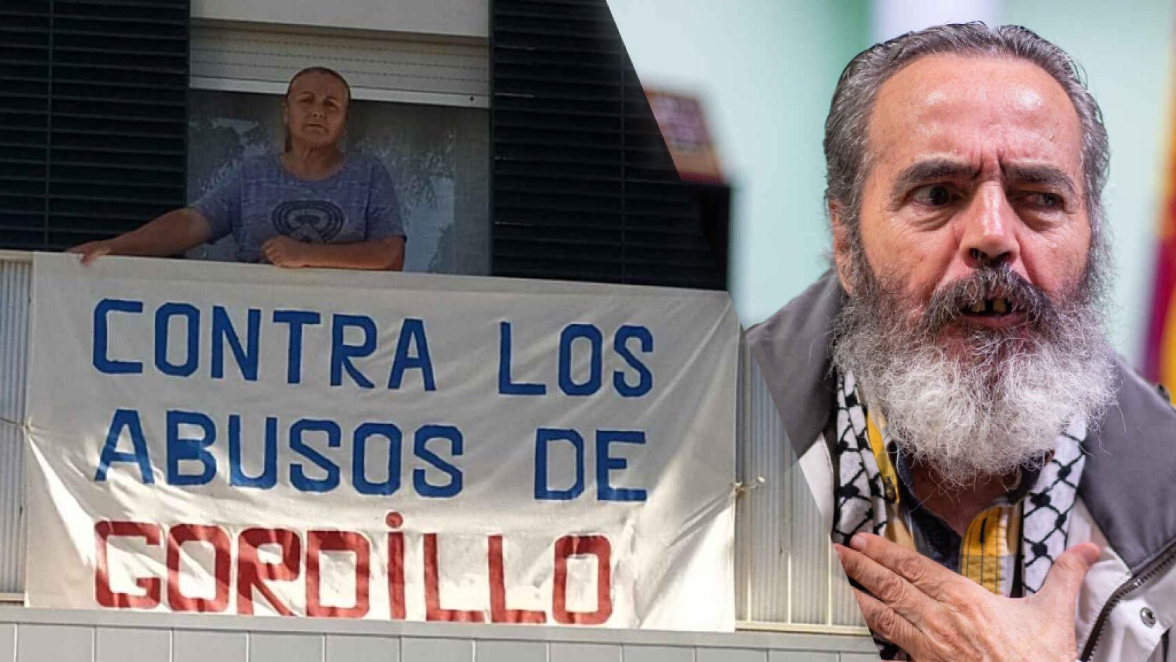 Margarita Pradas, en su casa, de cuyo balcón cuelga una pancarta contra el alcalde.