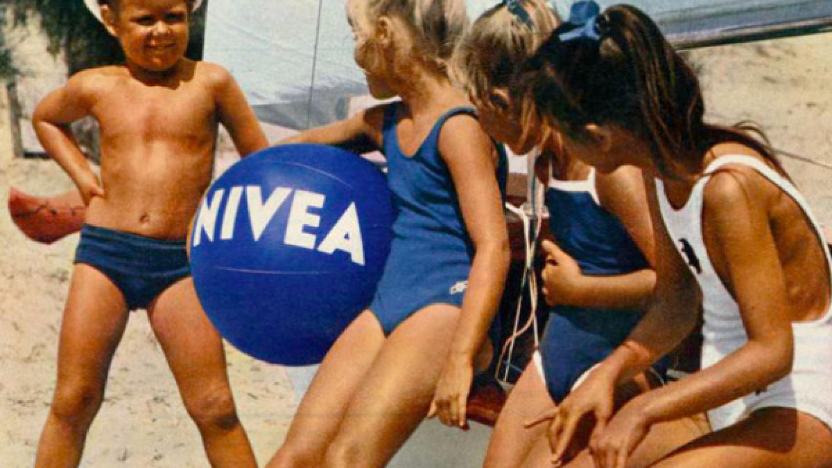 Balón de playa Fuente: web corporativa de Nivea.