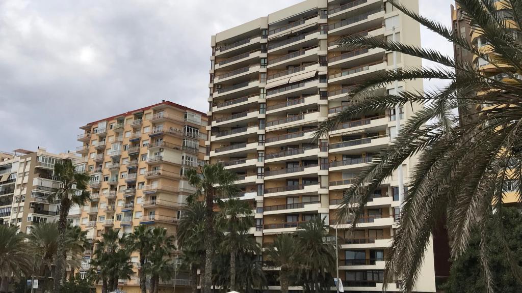 Edificio del paseo Ciudad de Melilla, en Málaga capital.