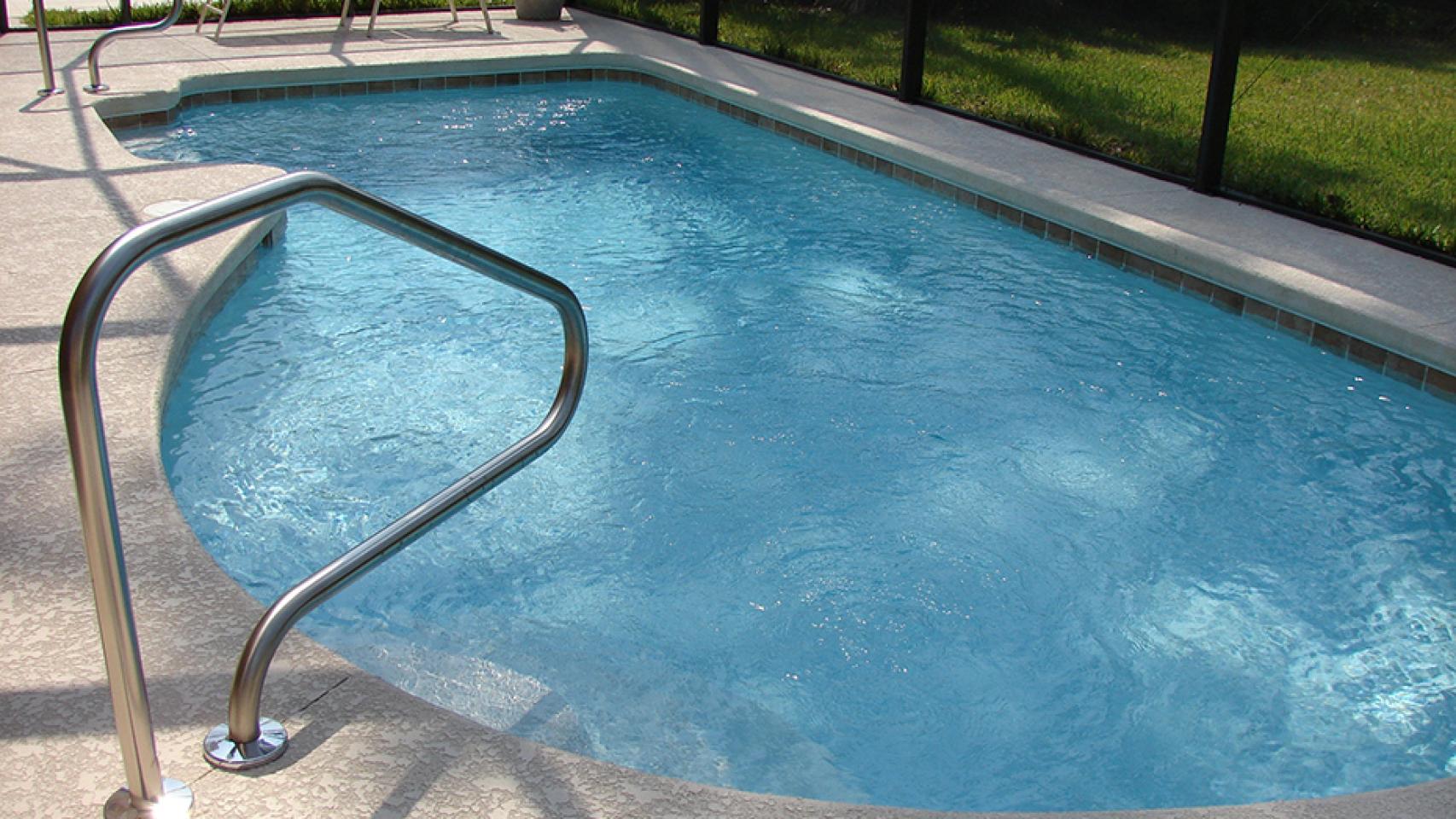 Imagen de una piscina particular.
