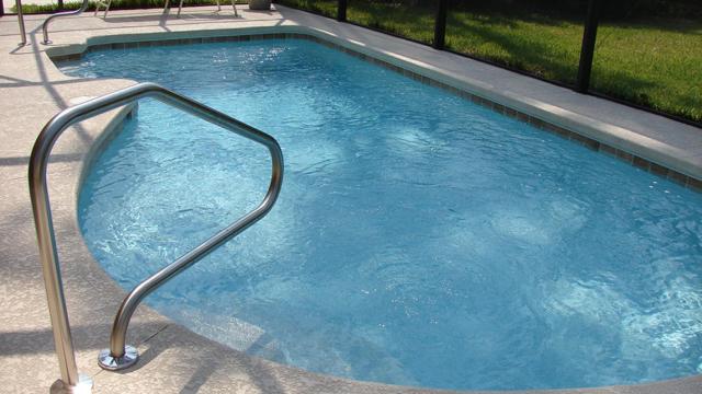 Imagen de una piscina particular.