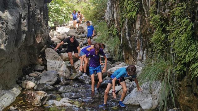 Visitar las Angosturas del Guadalmina supone un planazo para ir con los más pequeños de la casa.