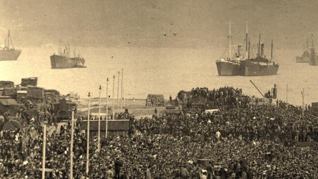Emigrantes en el puerto
