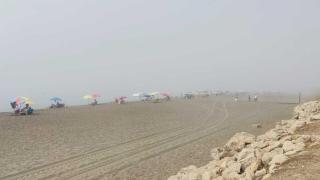 Una playa de Benajarafe este lunes.