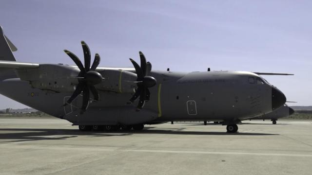 Uno de los dos aviones A400 en los que serán repatriados los 500 de Kabul.