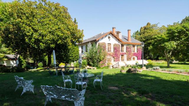 A la venta cerca de A Coruña una mansión del siglo XIX por 3,2 millones de euros