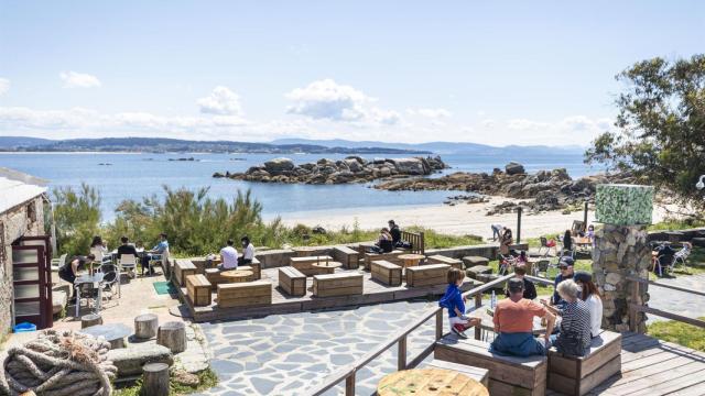 Varias terrazas en el municipio de O Grove.