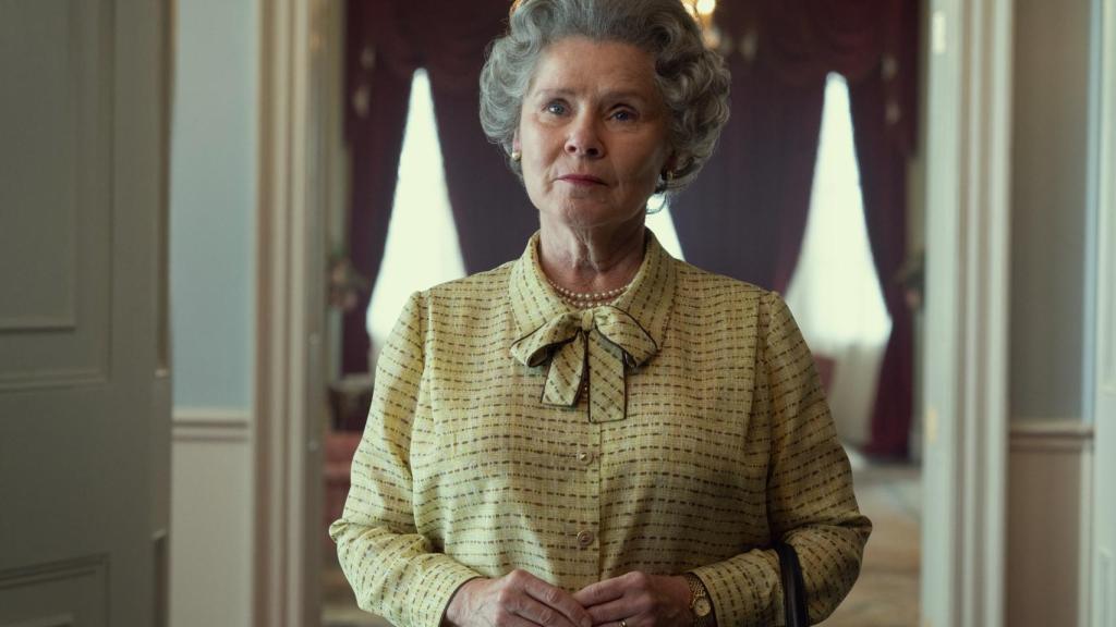Imelda Staunton es Isabel II.
