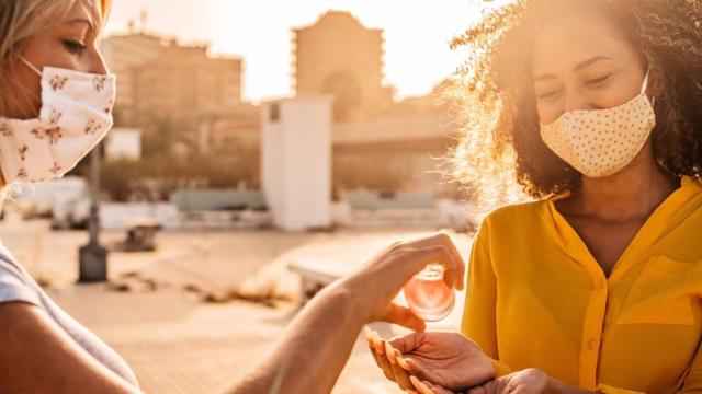 Los dermatólogos aconsejan precaución en la exposición solar ante el uso de medicamentos y cosméticos.