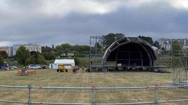 Preparativos en el Jardín Botánico de O Burgo para la celebración del Morriña Festival.
