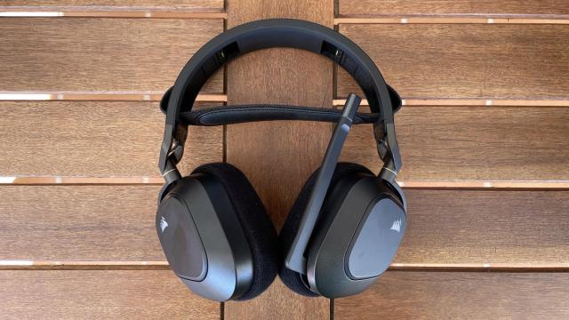 Así son los Corsair HS80 RGB Wireless.