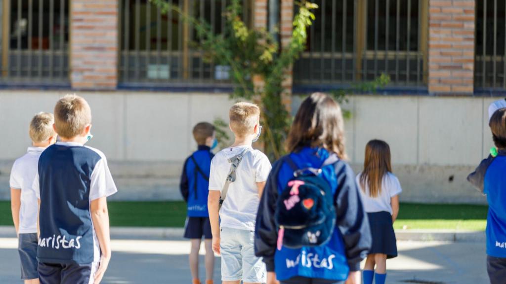 Alumnos colegio aulas (6)   copia