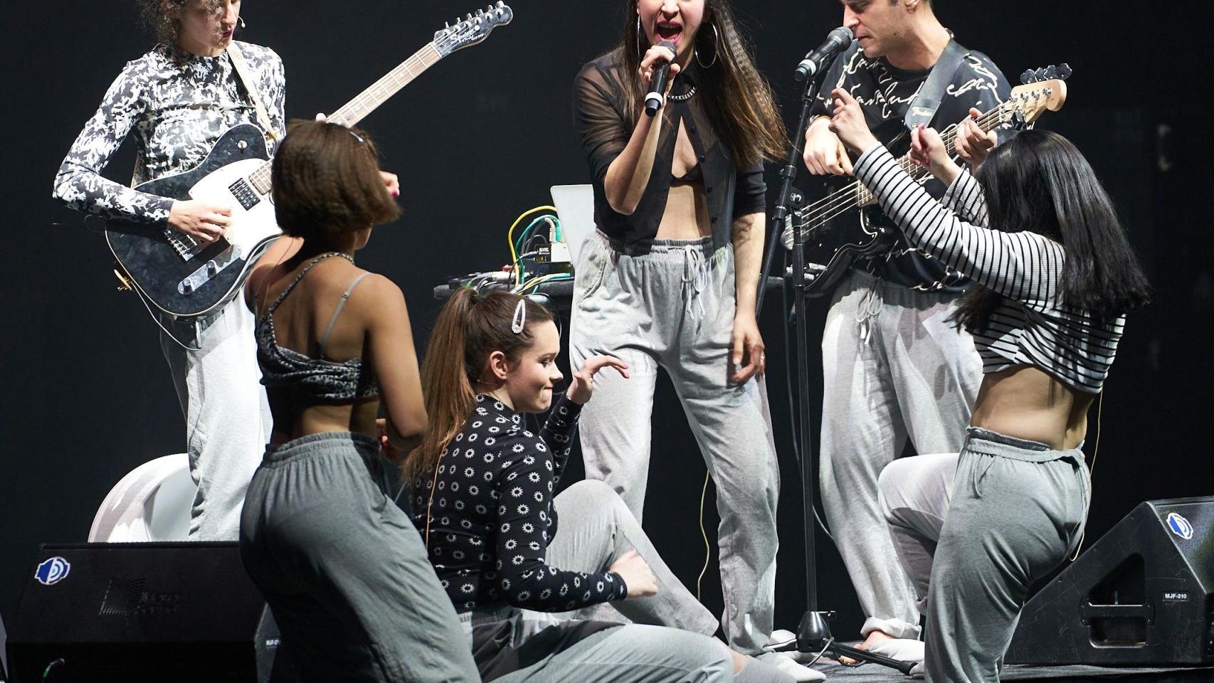 En bucle abre el Festival de Teatro de Castilla y León