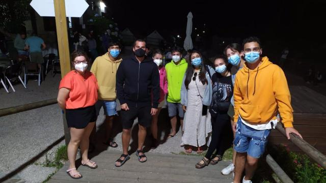 Voluntarios pasan este fin de semana en Cíes para realizar labores de regeneración