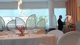 En las comarcas de las Marinas se concentran la gran mayoría de los reconocidos por la guía Michelin.