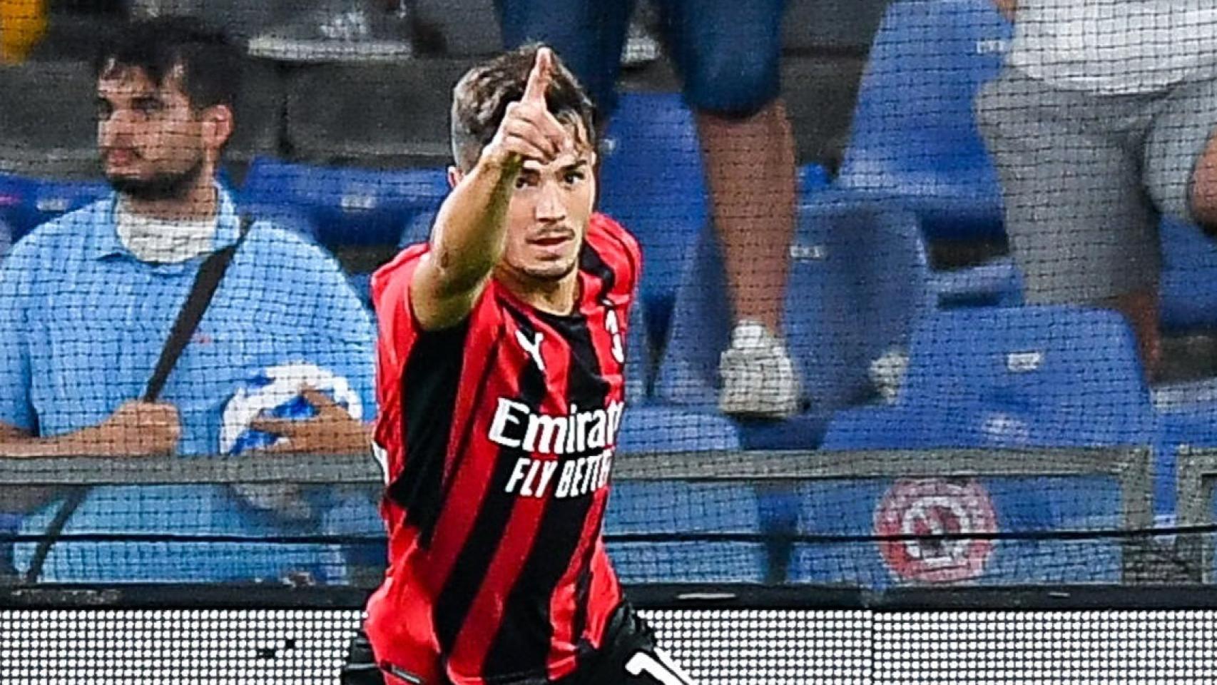 Brahim Díaz celebra un gol con el Milan