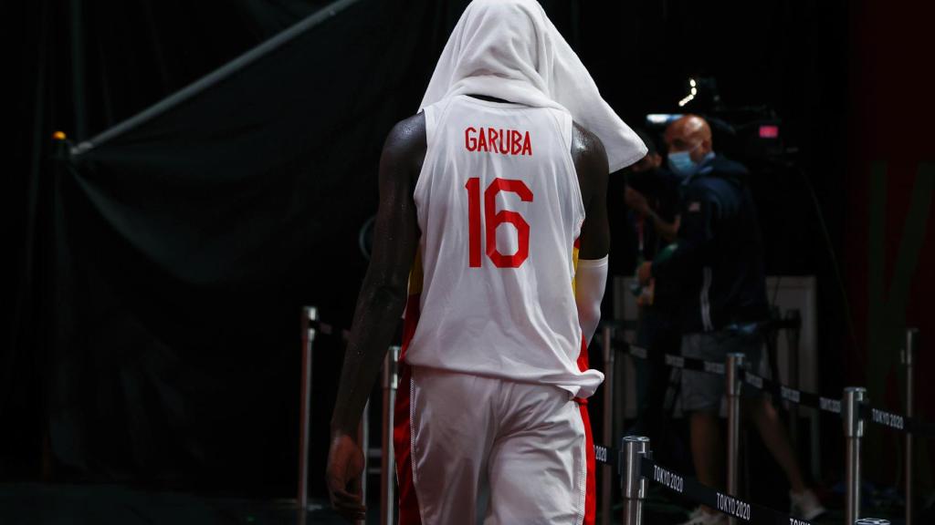 Usman Garuba se retira a los vestuarios tras la derrota de España ante Estados Unidos