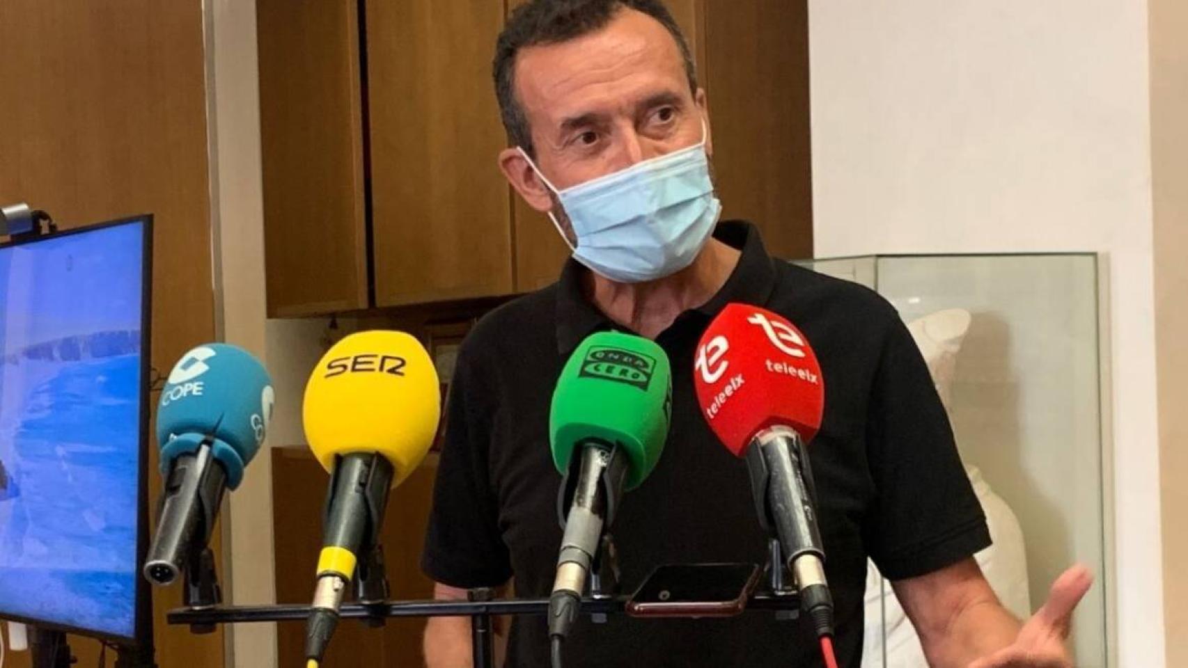 El alcalde de Elche, Carlos González, espera decidir la ubicación definitiva del futuro Palacio de Congresos.