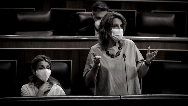 Las vicepresidentas Yolanda Díaz y Teresa Ribera.