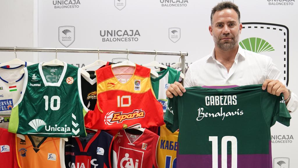 Carlos Cabezas se retira con un último baile: Jugar con el Unicaja de Málaga en el Carpena