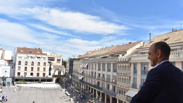 Ciudad Real se rinde ante uno de sus mitos, Jota Hombrados