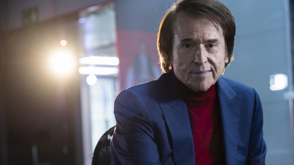 El cantante Raphael.