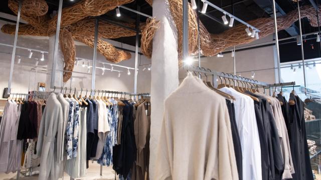 Tienda de Adolfo Domínguez en Ourense.