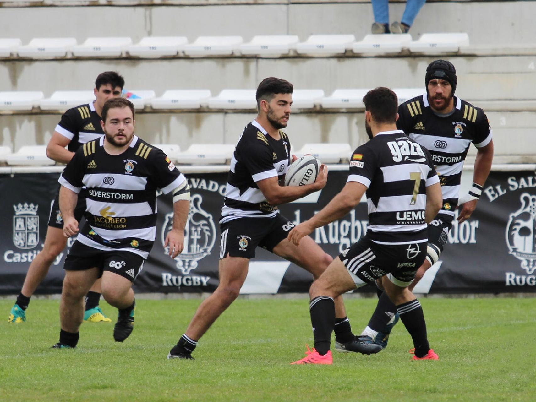 Varios jugadores del Silverstorm El Salvador en un partido de la pasada temporada.