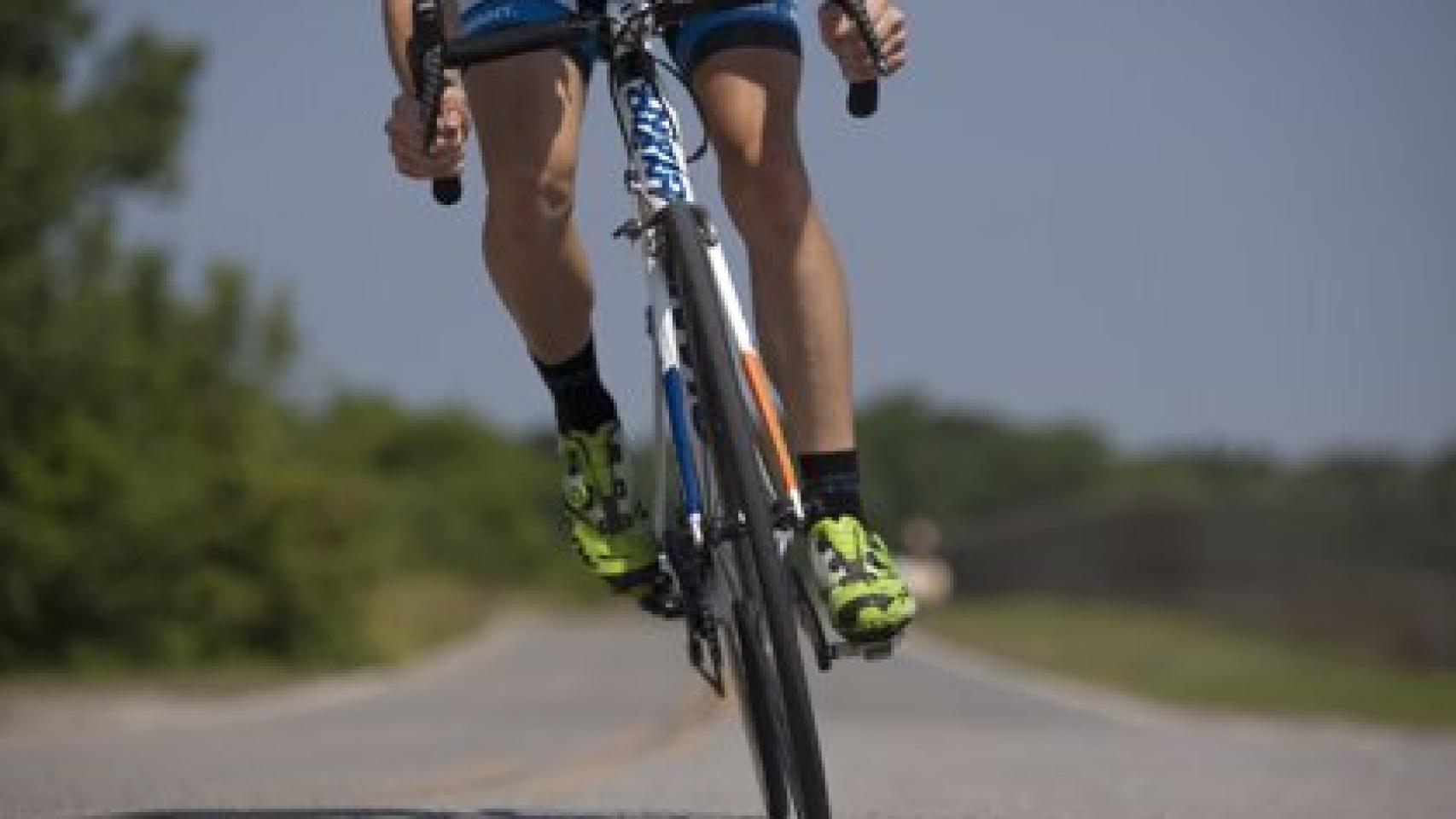 Una imagen de archivo de un ciclista.
