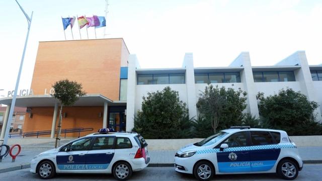La negociación se enquista y la Policía Local de Albacete inicia un encierro en el cuartel