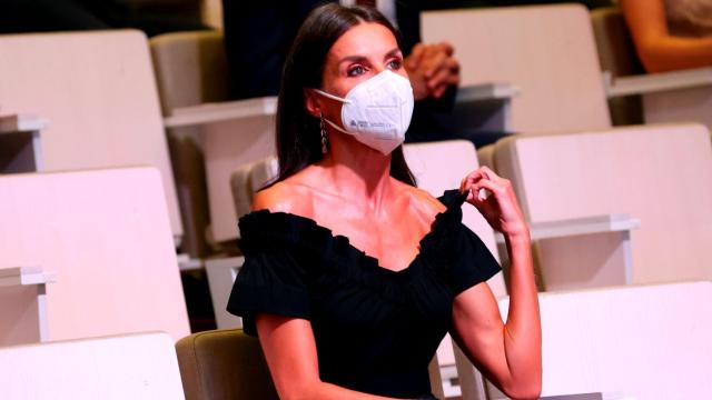 La reina Letizia con vestido de María Malo en su primer acto de agenda institucional esta semana.