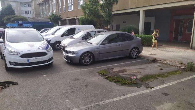 Retirada de coches abandonados.
