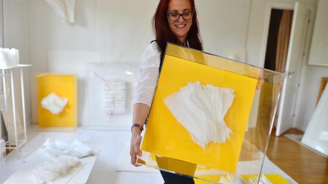 La artista Ana Crespo fotografiada por Javier Barri